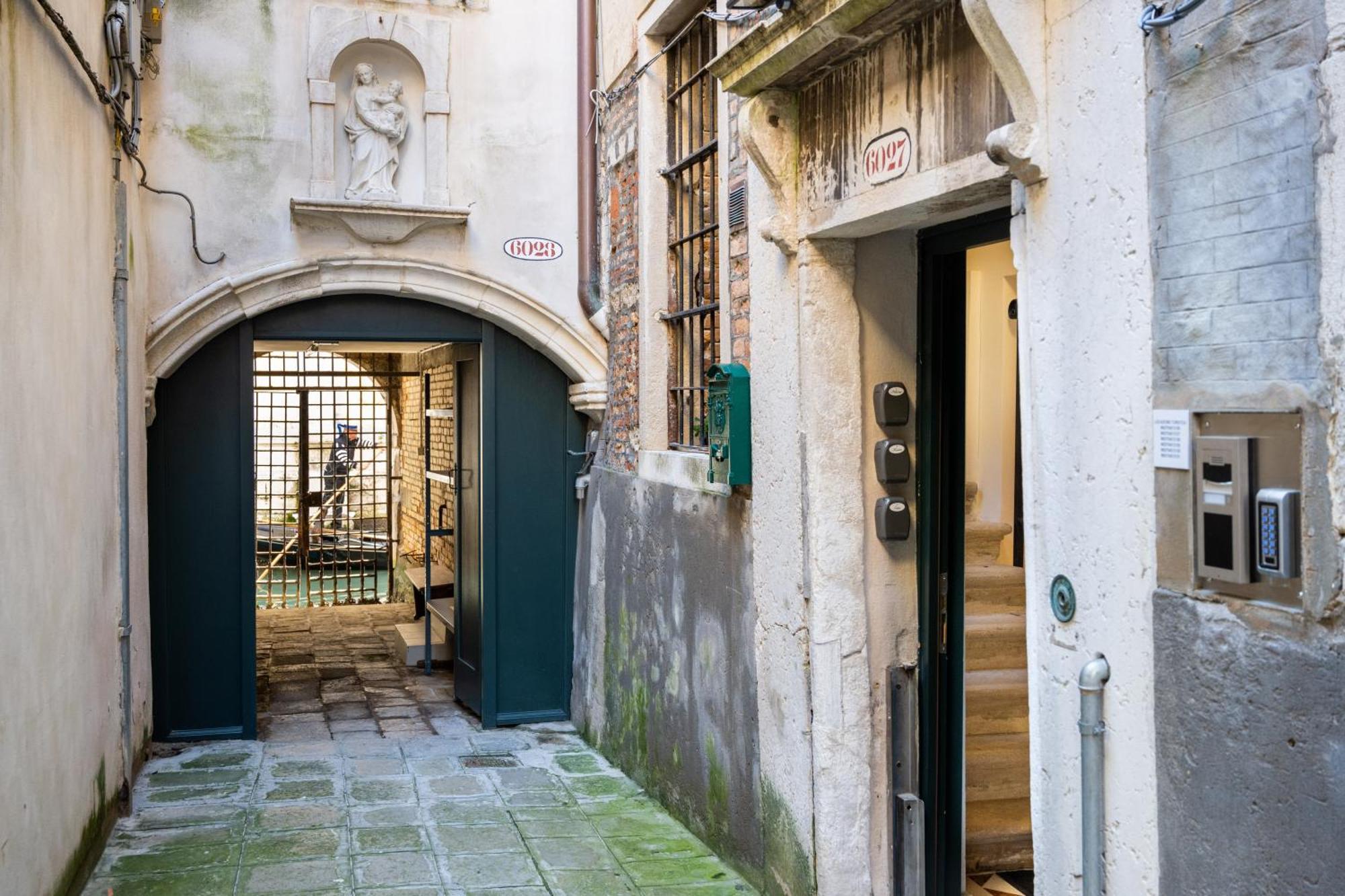 Palazzo Miracoli * Venecia